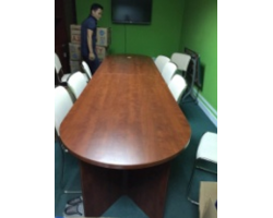 Bàn họp văn phòng